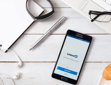 LinkedIn lanza herramienta para superar ‘Crisis del cuarto de vida’