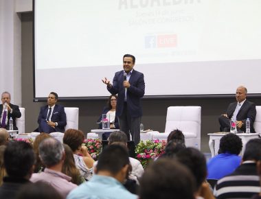 Nava destaca propuestas en Foro organizado por Tec de Monterrey Campus Querétaro