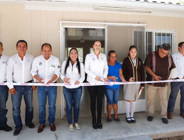 Karina Castro realiza gira por municipios de la Sierra Gorda