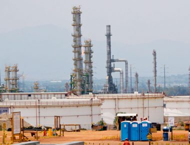 Prevén destinar 38 mmdp a refinerías