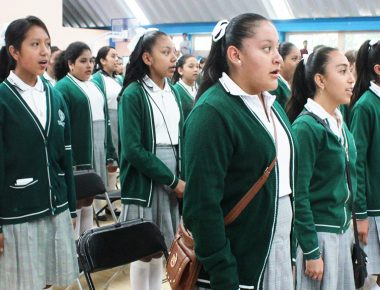 Inician ciclo escolar 461 mil alumnos de educación básica en Querétaro