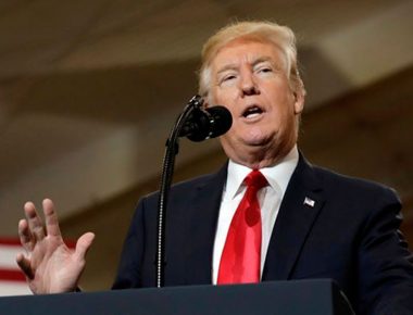 Se unen medios en EUA contra Trump