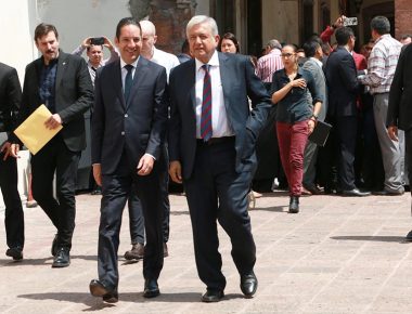 Gobernador y López Obrador se reúnen en Palacio de Gobierno