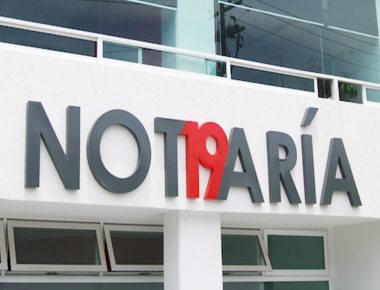 Presenta diputado Ley para eliminar protección a los Notarios en Querétaro