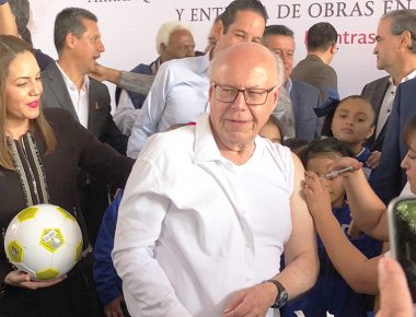 Fortalece Salud campañas de vacunación en Querétaro
