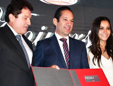 Gobernador de Querétaro encabeza 35 Aniversario de CMIC Querétaro