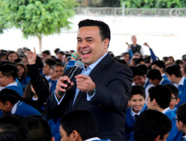 Nuevo equipo de cómputo e instalaciones para la Secundaria General N0. 3