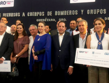 El Cuerpo de Bomberos de Querétaro recibe recursos del Gobierno Estatal