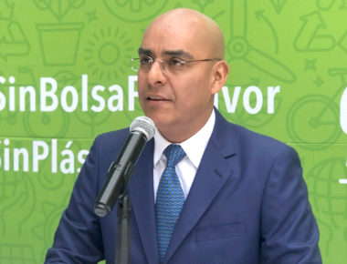 Se acuerda eliminar las partidas secretas al Presidente de la República