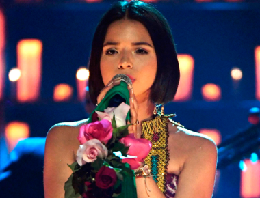 Ángela Aguilar podría grabar temas de Selena