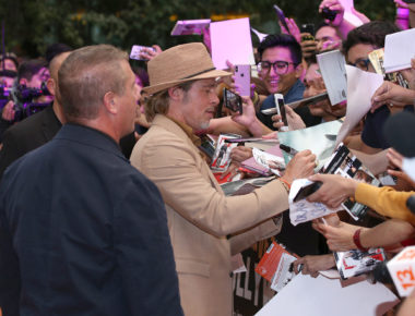 Brad Pitt recibe cariño de los mexicanos