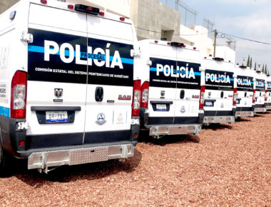 Suman tres nuevas salas procesales a Centros Penitenciarios y reciben vehículos de traslado