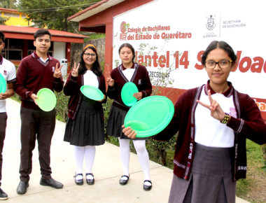 Alumnos del COBAQ San Joaquín se suman al cuidado del medio ambiente