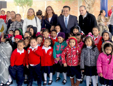 Instituciones educativas reciben obras integrales de mejoramiento en sus instalaciones