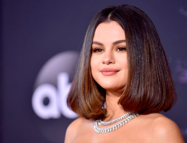 Selena Gomez lanza su propia línea de maquillaje