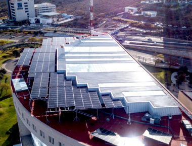 Arranca el Sistema Integral de Paneles Solares en Centro Cívico