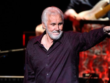 Fallece Rogers, ícono del country