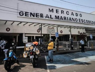 Implementan medidas preventivas en mercados de Querétaro por Covid-19