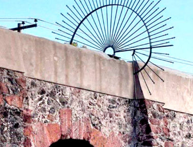 Gobierno e INAH protegen Arcos de Querétaro, se impedirá acceso al monumento