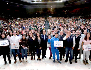 Miles de estudiantes fueron beneficiados con el programa “Tu Beca”