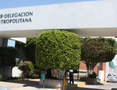Ante pandemia, IMSS habilita línea gratuita para despejar dudas