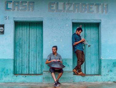 Colmillo Band: el discreto encanto de la música