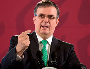 Agradece Ebrard a gobierno de China, Aeroméxico e INSABI apoyo en pandemia