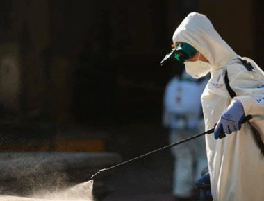 Sanitizan la capital queretana