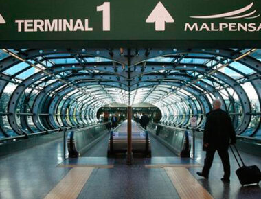 Italia y Grecia alistan la reapertura de sus aeropuertos