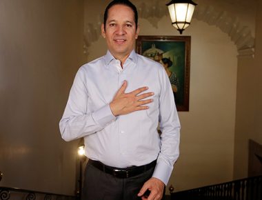 Gobernador Francisco Domínguez envía mensaje con motivo del «Día de las madres»