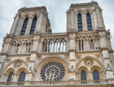 Reabren la explanada de Notre-Dame en París, cerrada desde el incendio