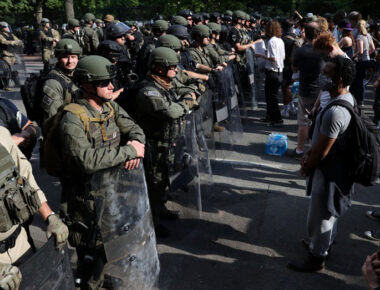 Detectaron casos de coronavirus entre miembros de la Guardia Nacional desplegados en las protestas en Washington DC