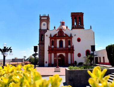 Templos religiosos inician actividades en Querétaro