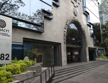 Hacienda y Conacyt acuerdan no aplicar recortes a centros de investigación