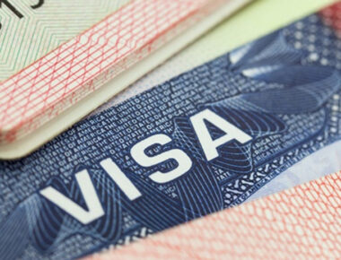 Aprieta Trump la restricción de visas