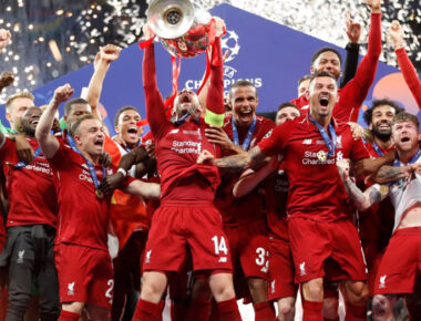 El Liverpool gana su primera liga inglesa en treinta años