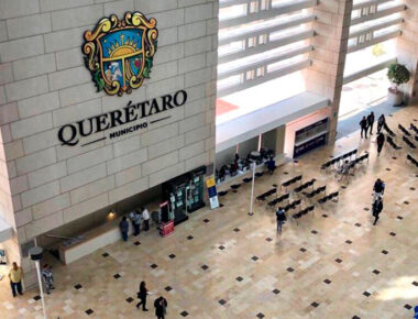 Ante pandemia, comerciantes de Santa Rosa Jáuregui se manifiestan en el municipio de Querétaro