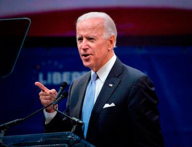 Joe Biden se reunirá el lunes con la familia de George Floyd