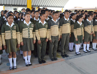 Crisis económica podría saturar matrícula de escuelas públicas