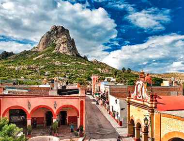 Reactivan recorridos turísticos en Bernal