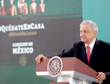AMLO se pronuncia en contra de juicio político hacia Peña y Calderón