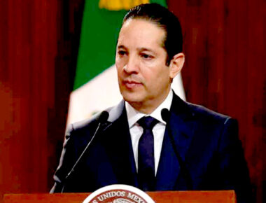 Gobernador de Querétaro destituye a funcionario tras video difundido en redes