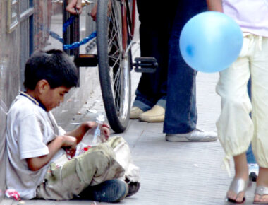 Tendrán clases niños en situación de calle en Querétaro