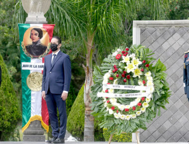 Gobernador de Querétaro invita a construir un México plural e incluyente